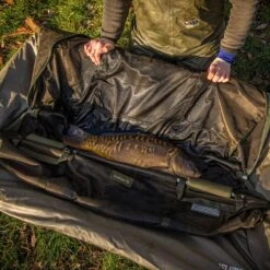 Trakker Sanctuary XL Retention Sling V2 -Trakker trakker sanctuary retention sling v2 2 1